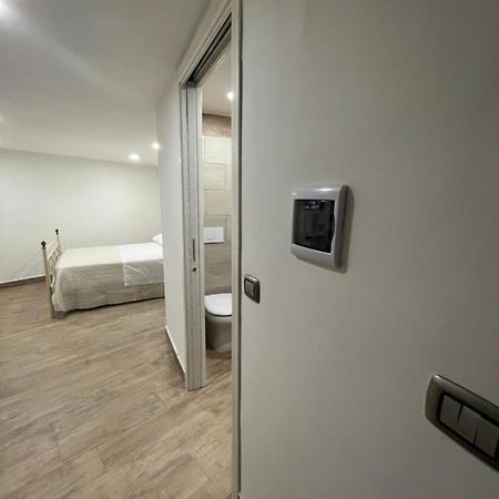 Maison Cresh Наполи Екстериор снимка