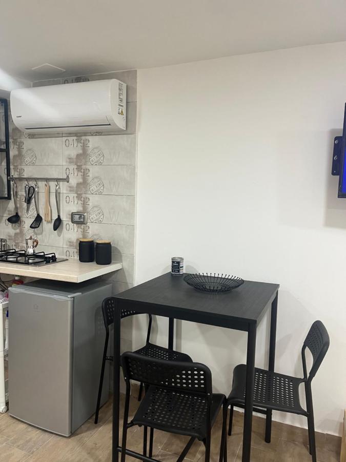 Maison Cresh Наполи Екстериор снимка