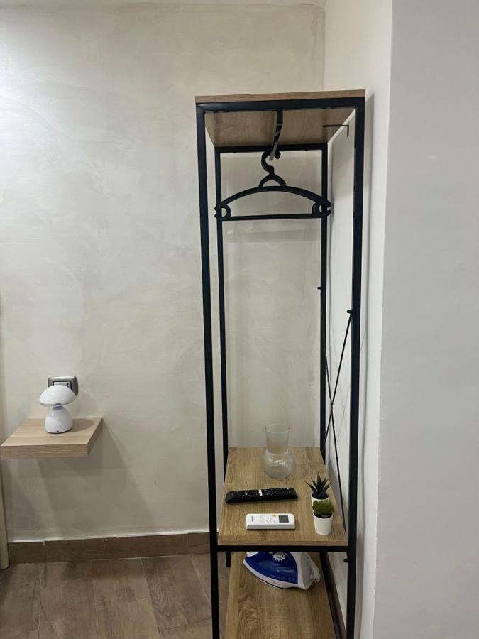 Maison Cresh Наполи Екстериор снимка