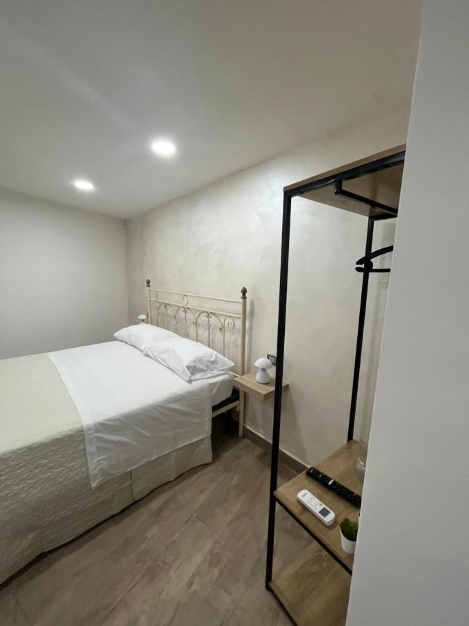 Maison Cresh Наполи Екстериор снимка