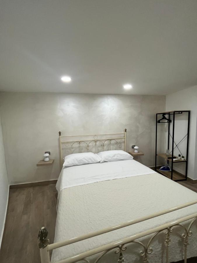 Maison Cresh Наполи Екстериор снимка