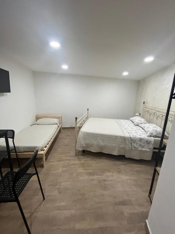 Maison Cresh Наполи Екстериор снимка